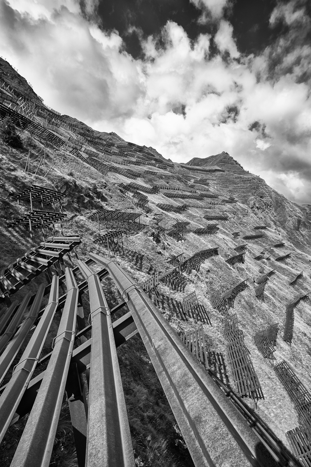 083_L1002540a 1